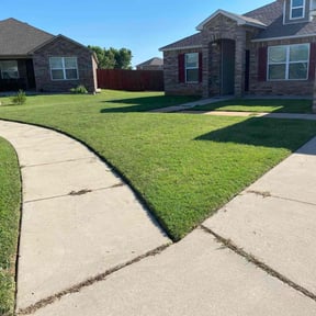 lawn maintenance by Real Touch Services LLC reviewed on April 24, 2024