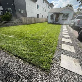 lawn care services by Michael's Lawn Maintenance reviewed on August 15, 2025