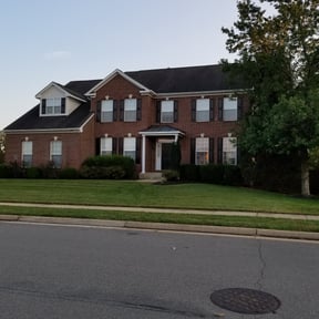 Flower Bed Weeding by Family Matters Property Care LLC reviewed on August 21, 2025