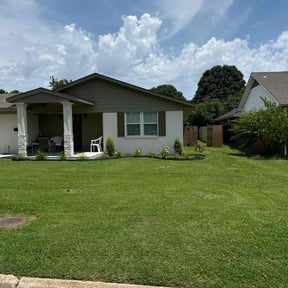 landscaping by Grass Munchers reviewed on August 21, 2025