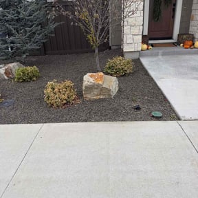 Leaf Removal by In Grass We Trust Lawn Care reviewed on October 24, 2025