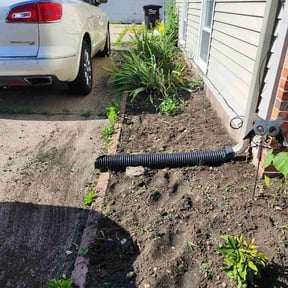 Flower Bed Weeding by South Blooming Pros reviewed on July 8, 2026