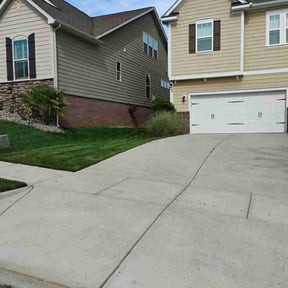 landscaping services by Kuill Electric Lawn Care, L.L.C. reviewed on August 16, 2025