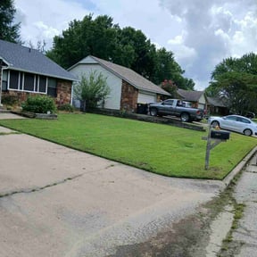 turf maintenance by Tulsa Lawn Care reviewed on October 1, 2023