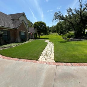 yard work by L&M landscaping reviewed on August 17, 2025