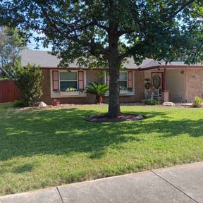 residential landscaping by Chek'Rd Lawn Service reviewed on August 15, 2025