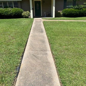 grass maintenance by B&C Lawn and Landscaping LLC reviewed on April 23, 2024