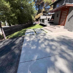 Leaf Removal by Flowers Transportation &amp; Maintenance LLC reviewed on October 22, 2025