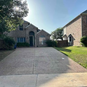 lawn care by Beyond Clean reviewed on August 18, 2025