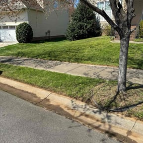 yard care by Kandascapes reviewed on December 1, 2025