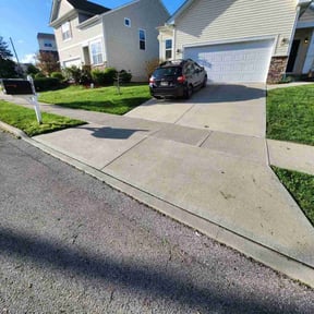 residential landscaping by RK Lawncare reviewed on August 21, 2025