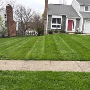 residential landscaping by Stateline Lawn Care reviewed on April 20, 2022