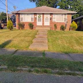 Bush Trimming by JME Services reviewed on November 4, 2025