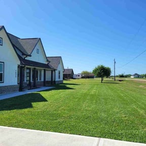 grass maintenance by Green Forrest Lawn Care reviewed on June 25, 2025