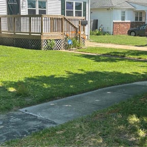 lawn care by Scott's Landscaping And Pool Service reviewed on April 13, 2025