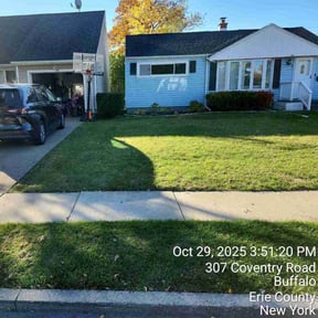 Leaf Removal by Community Cuts Lawn Care reviewed on November 9, 2025