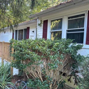 Bush Trimming by Garrett’s Lawn Care reviewed on April 13, 2024