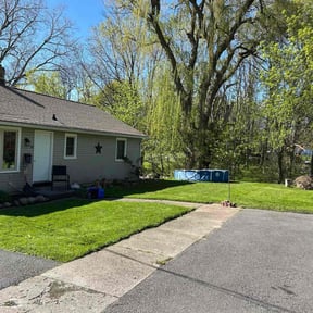 yard service by DONIT4U Landscaping reviewed on November 21, 2025