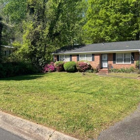 turf care by Ariel and daddy lawn care reviewed on August 15, 2025