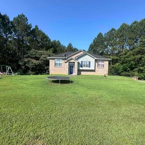 yard work by BB United reviewed on August 19, 2025