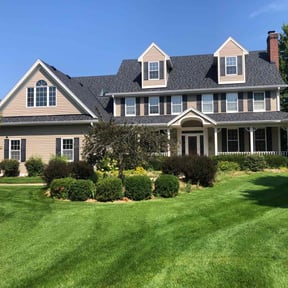 landscaping by Finns landscaping reviewed on November 18, 2025