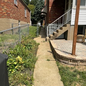 Bush Trimming by Towery&#039;s Lawn Care reviewed on August 20, 2025