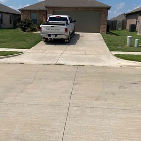 yard care by Preneta Landscape and Design LLC reviewed on August 17, 2025