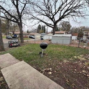 Leaf Removal by Port City Mowing reviewed on November 23, 2025