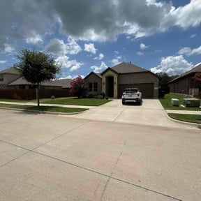 grass maintenance by D&k Taylor lawn care reviewed on August 15, 2025