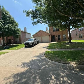 landscaping by Clutch lawn service inc reviewed on August 15, 2025