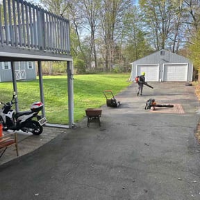 Leaf Removal by Mr.Mow It All Property Services LLC reviewed on May 19, 2026