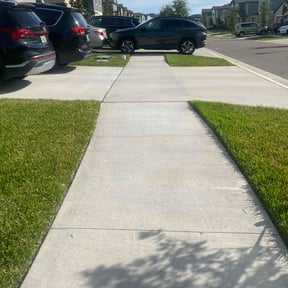 landscaping services by Smith's Services reviewed on August 19, 2025