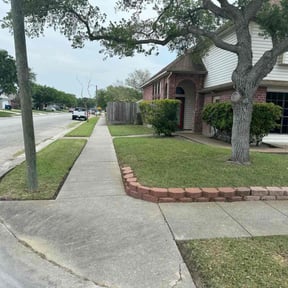 grass cutting by Sunset Shores Lawn Care reviewed on May 3, 2025