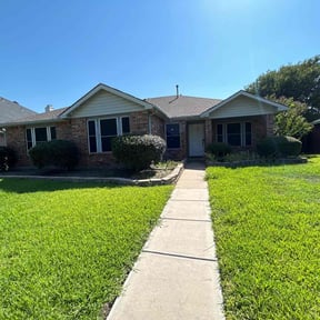 Bush Trimming by Guy For That affordable home services reviewed on November 8, 2025