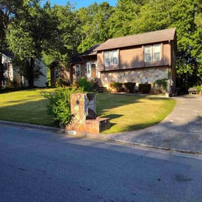 gardening service by 1776 Landscape Maintenance and Enhancements reviewed on August 17, 2025