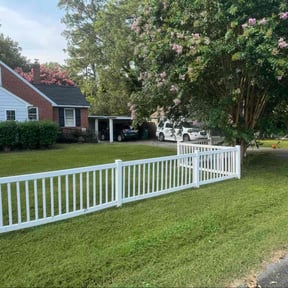 landscaping by Ledezma reviewed on August 18, 2025