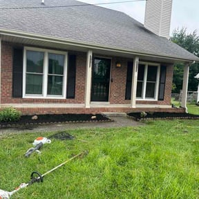 Flower Bed Weeding by Robert’s Mowing reviewed on July 27, 2026