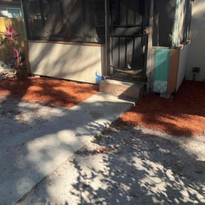 Mulching by Cris Cooper reviewed on October 20, 2025