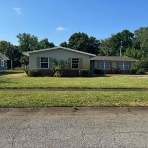 yard work by Shane Ray reviewed on December 4, 2025