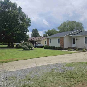 landscaping by H3 Lawn Services reviewed on November 9, 2017