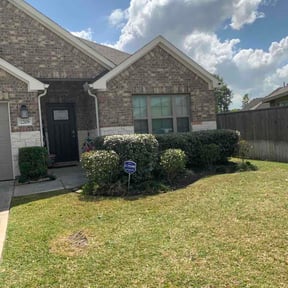 Bush Trimming by Smith lawn care reviewed on March 23, 2026