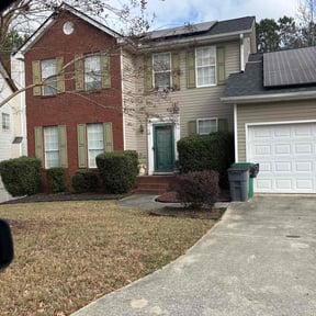 Bush Trimming by The Green Op reviewed on November 19, 2025