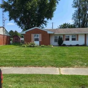 yard care by SENERGY CONTRACTING LLC. reviewed on August 20, 2025