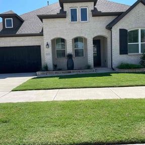 yard work by X's Landscaping reviewed on November 24, 2025