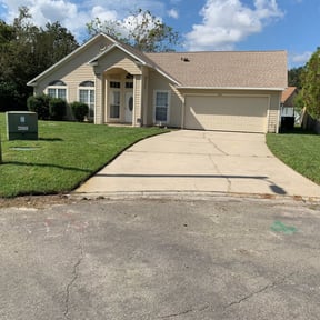 landscaping services by M.A.C & Utilities llc. reviewed on August 20, 2025