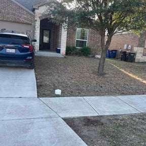 Leaf Removal by Quick Cutz Lawn Care. reviewed on April 13, 2026