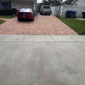 yard service by Arose landscaping reviewed on August 16, 2025