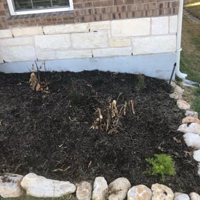 Flower Bed Weeding by Keys Care Property Management reviewed on August 15, 2025