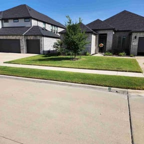 yard care by Bloodz Of Christ Inc. reviewed on January 1, 2026