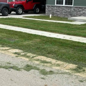 grass maintenance by L&D Lawn Care Inc. reviewed on May 11, 2024
